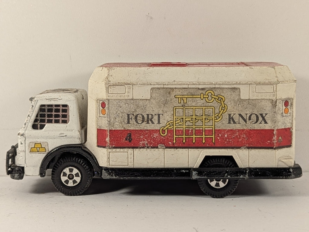 Matchbox Super Kings Security Truck - Fort Knox Die-cast Vehicle 4