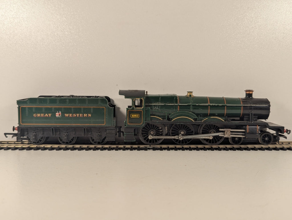 Tri-ang OO Gauge GWR 4900 Hall Class 4-6-0 'Albert Hall' Steam Loco