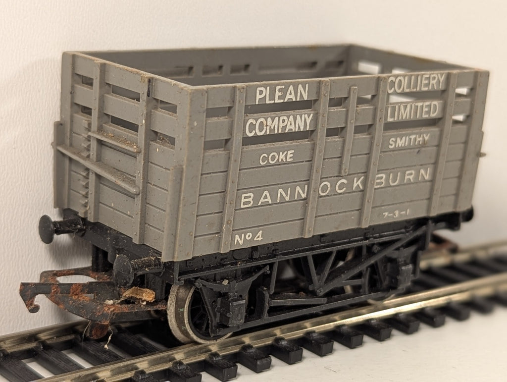 Hornby R101 OO Gauge Plean Colliery Bannockburn Coke Wagon