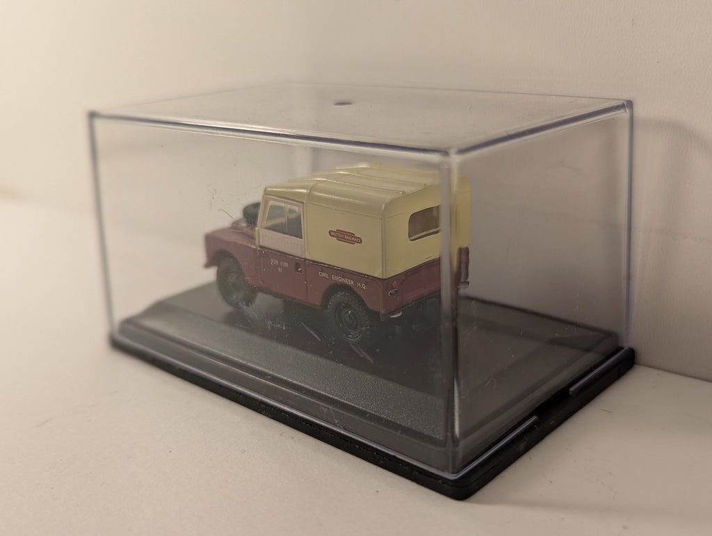 Oxford Diecast 1:76 Scale / OO Gauge Land Rover Series I Hard Top
