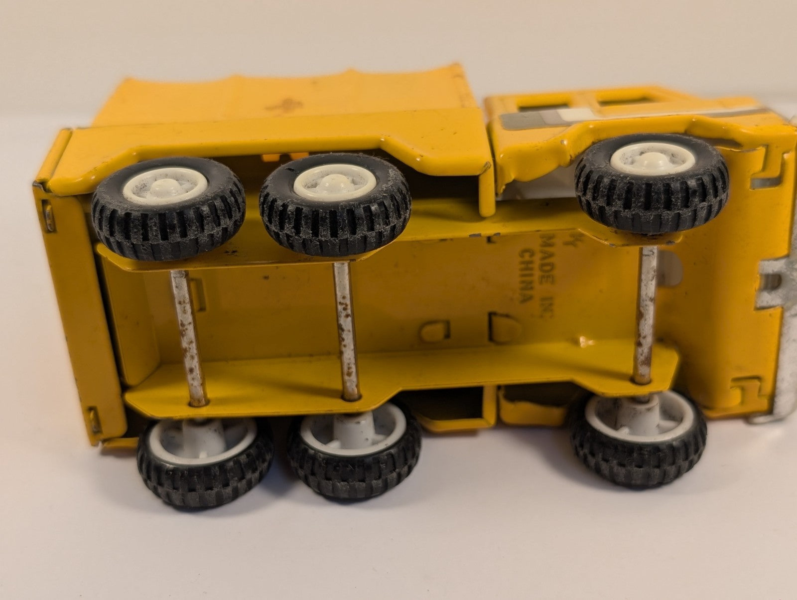 Kai Yip Toy Truck