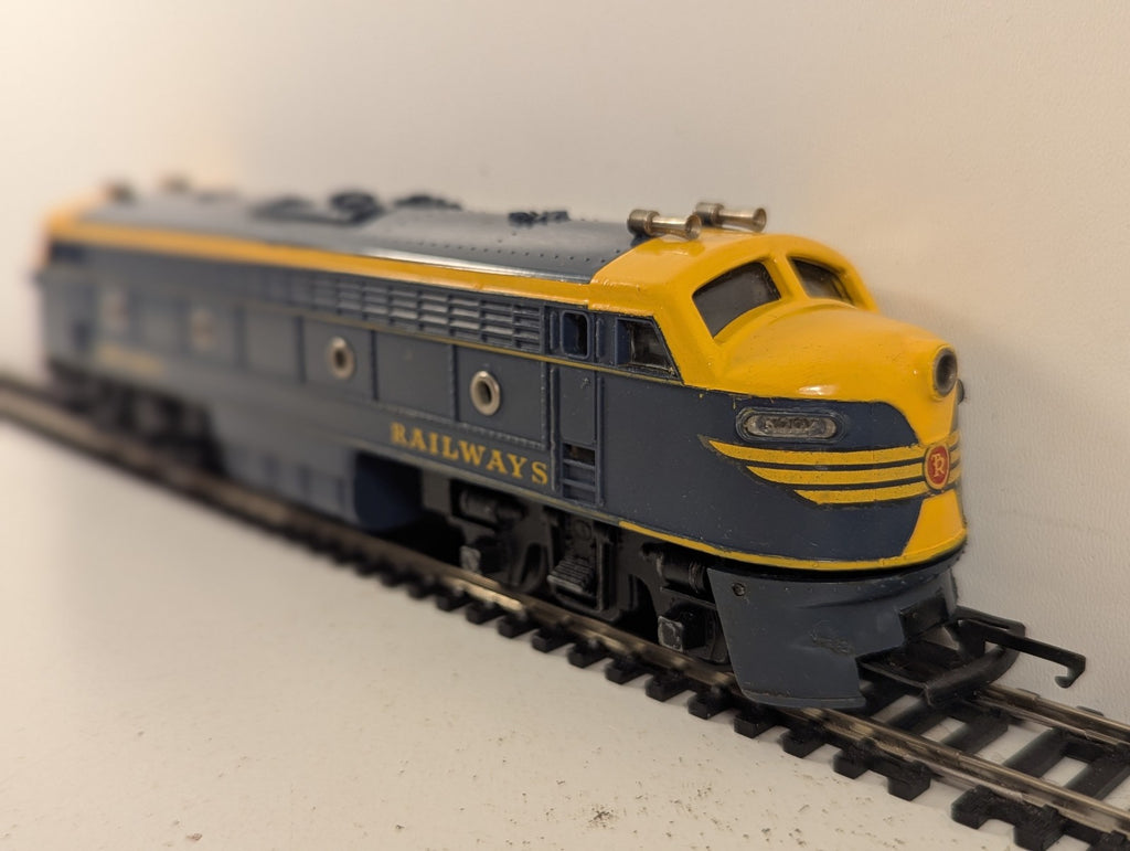 Tri-ang OO Gauge Transcontinental Double Ended Diesel Locomotive