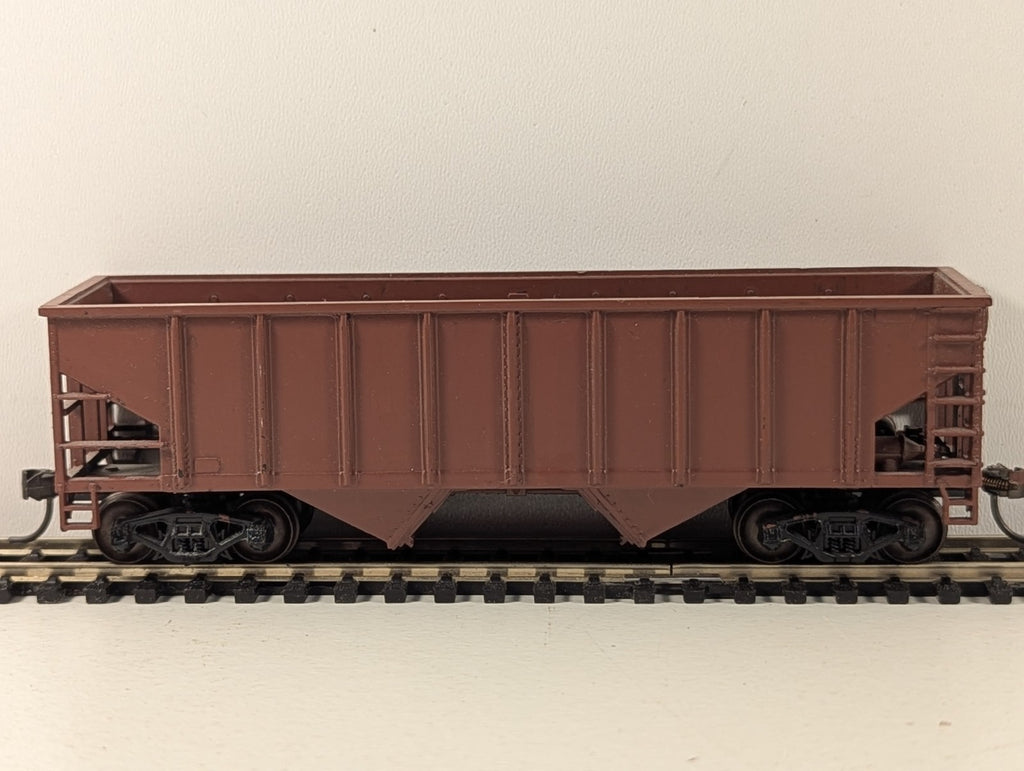 Walthers Trainline 931-1843 Southern Pacific Two-Bay Hopper