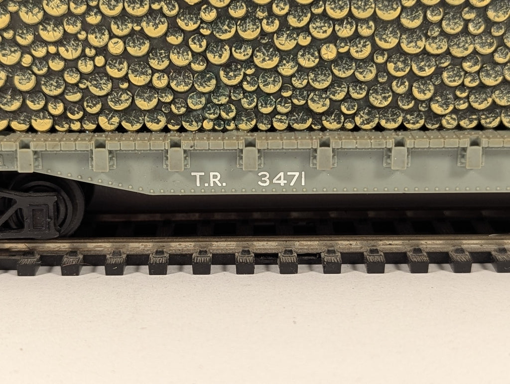 AHM HO Scale Pulpwood Flatcar Rolling Stock T.R. 3471 T.R. Grey