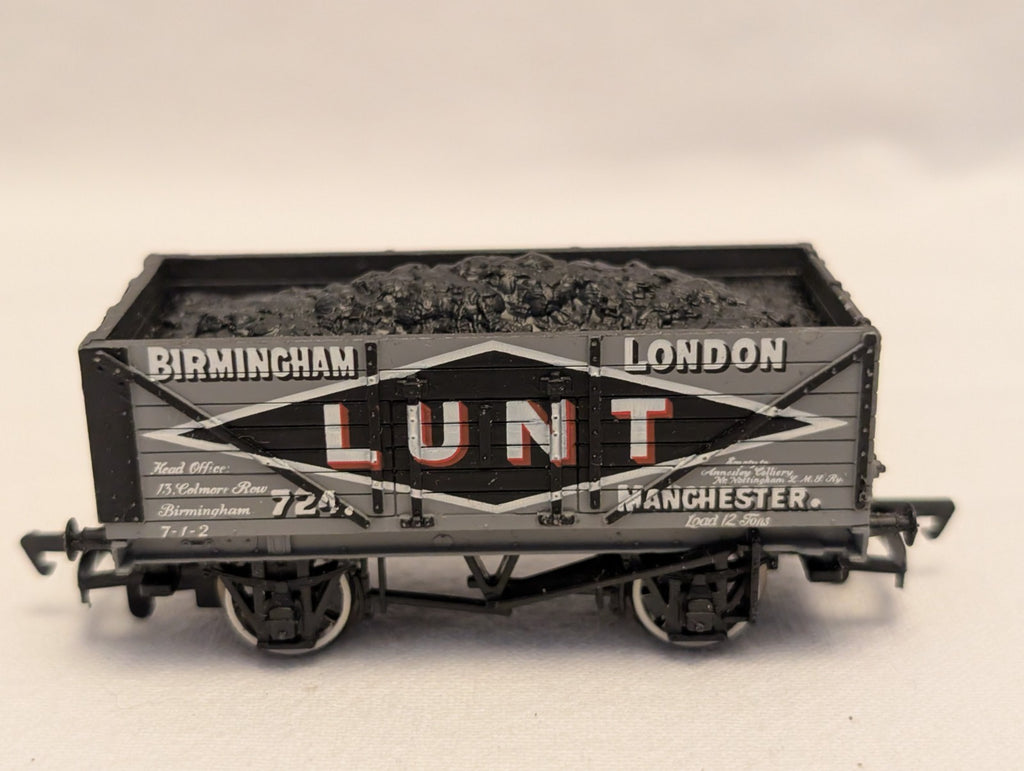 Bachmann OO Gauge 7 Plank Wagon Goods Wagon 724 Lunt