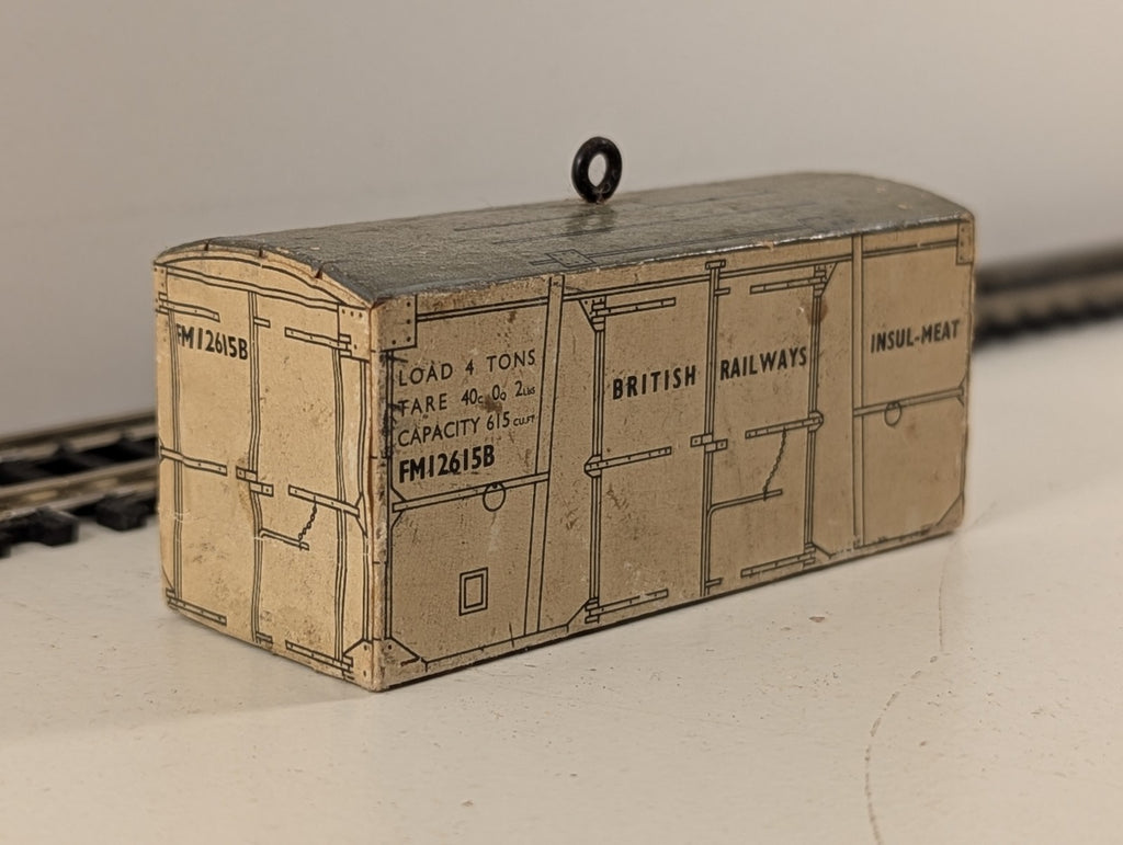 Hornby Dublo 32945 OO Gauge White Insulated Meat Container - Boxed