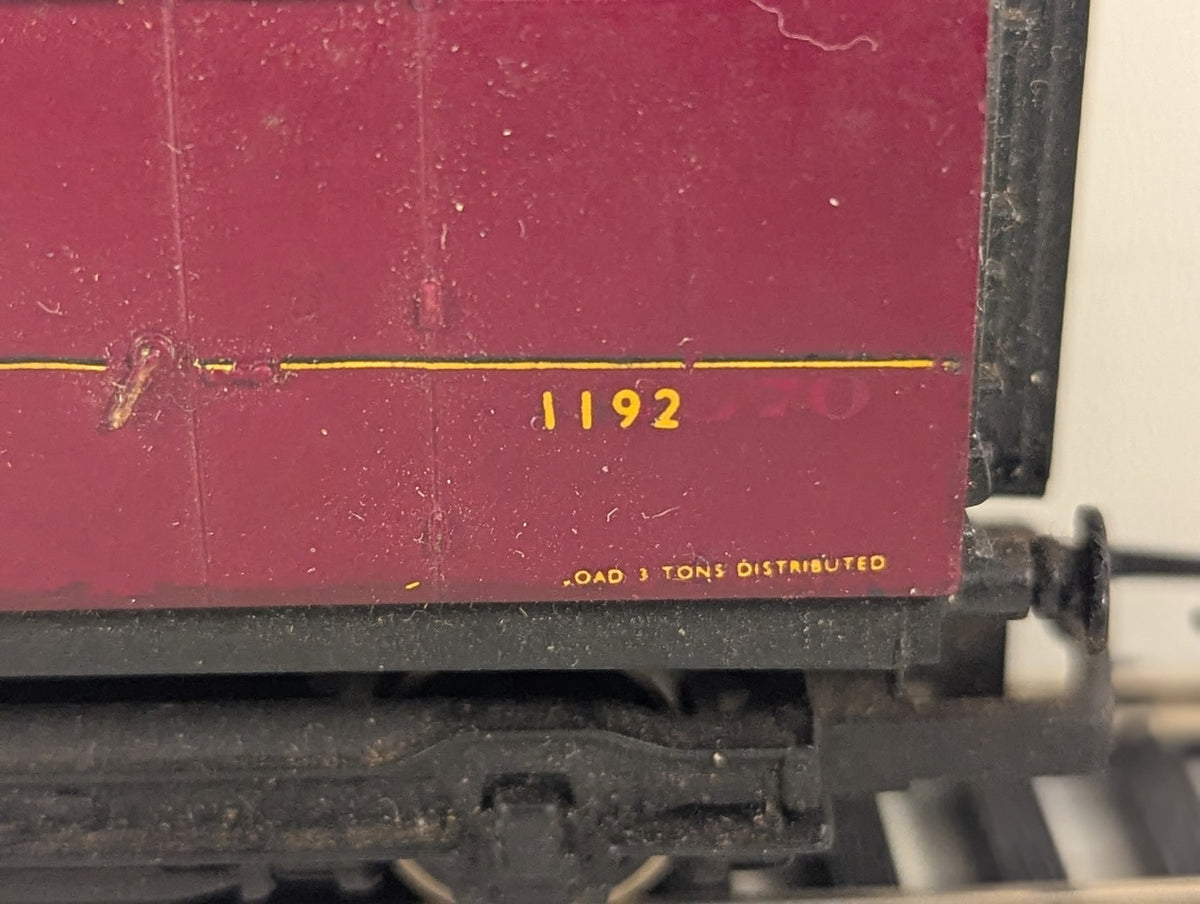 Hornby OO Gauge LMS Brake 3rd Coach Passenger Coach 1192 LMS Crimson Lake R423