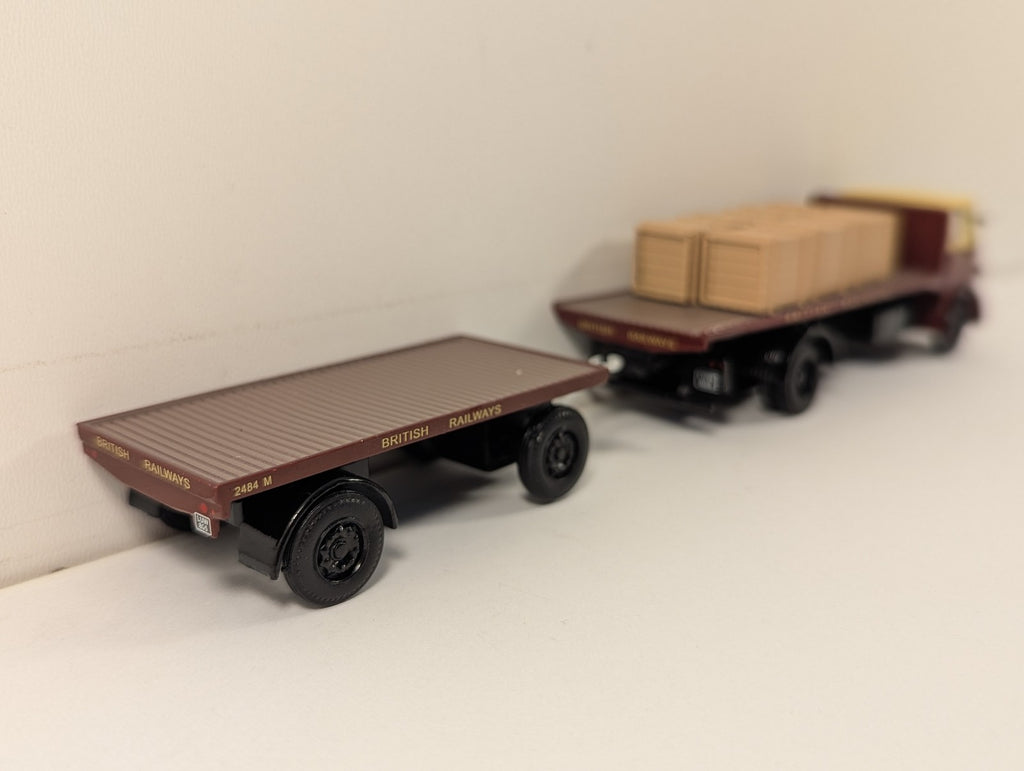 B-T Models 1:76 Leyland Beaver & Drawbar Trailer Die-cast Vehicle 1320M
