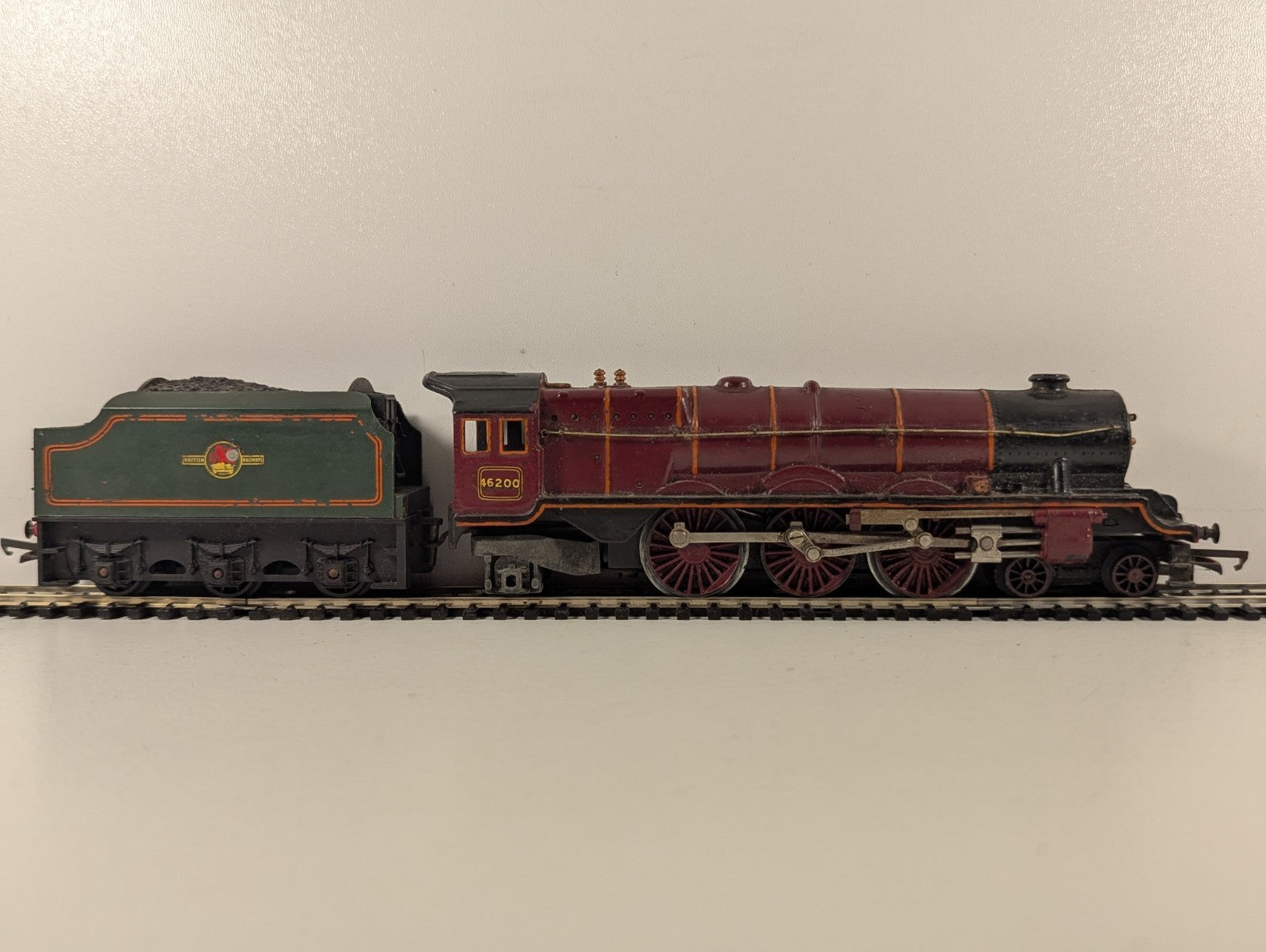 Triang OO Gauge Princess Royal Class 4-6-2 'The Princess Royal - wrong tender