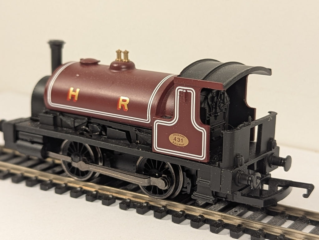 Hornby R1157 OO Gauge Class 0F “Pug” 0-4-0ST HR Maroon