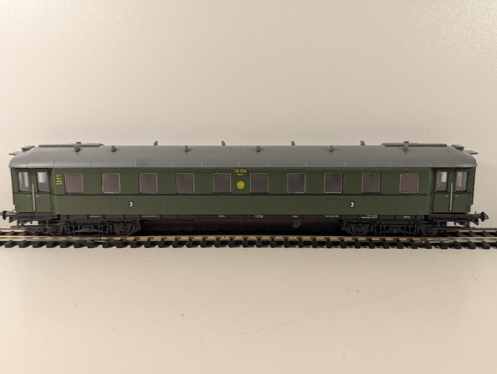 Liliput HO Gauge Deutsche Bundesbahn Passenger Coach