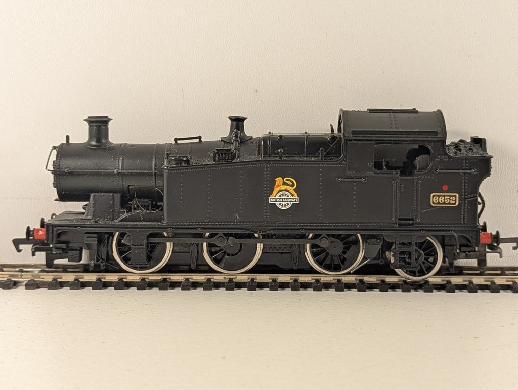 Mainline OO Gauge Class 6600 0-6-2T Steam Locomotive 6652 BR Black