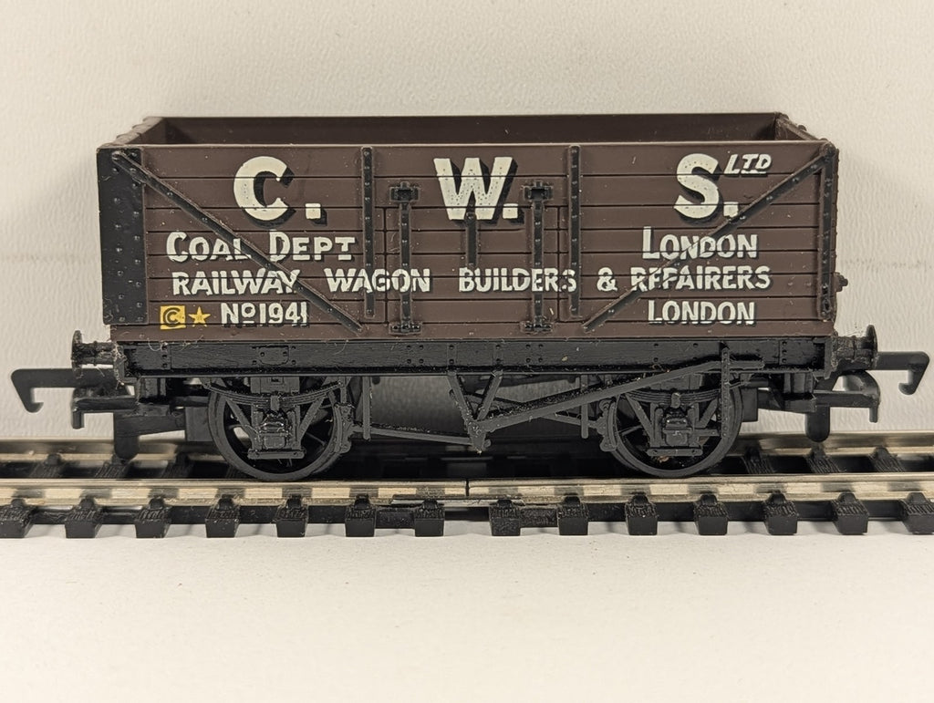 Mainline OO Gauge 7 Plank Wagon C.W.S. Goods Wagon 1941 C.W.S. Brown 37-129