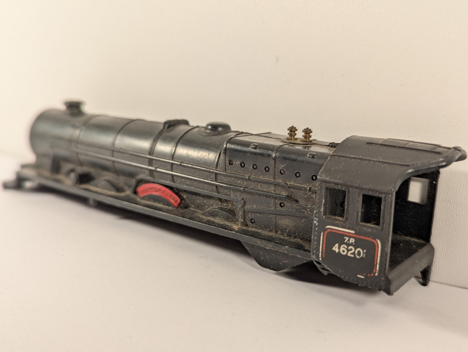 Tri-ang R50 OO Gauge Princess Elizabeth Body Shell BR Black