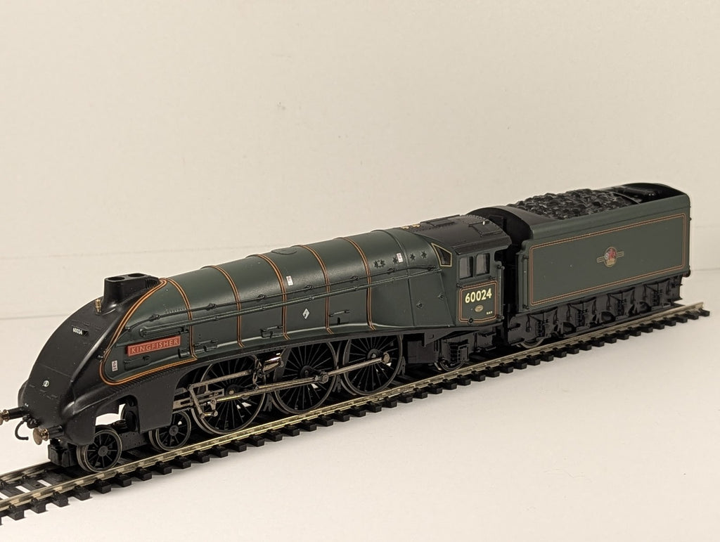 Hornby OO Gauge BR Class A4 Locomotive 'Kingfisher' Steam Locomotive 60024