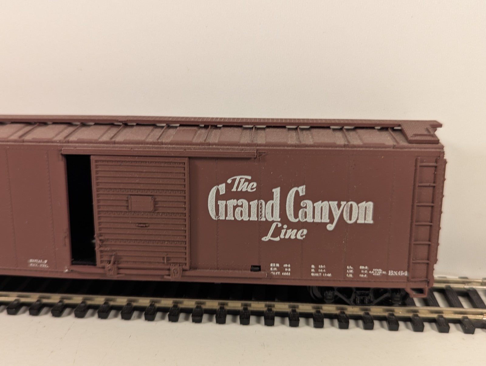 Athearn HO Scale Santa Fe 50' Single Door Boxcar No.11043 – El Capitan Series