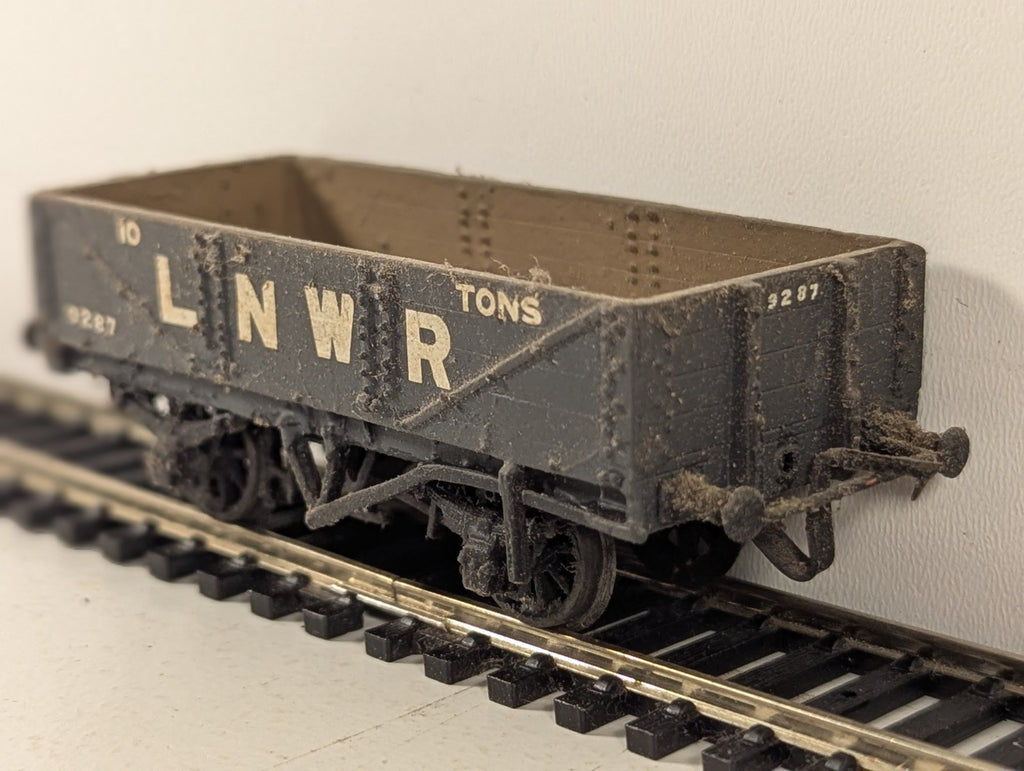 Kitbuilt LNWR 4-Plank Open Wagon 9287 LNWR Grey