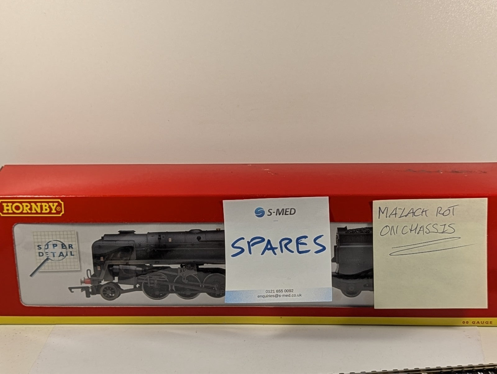Hornby R2248 BR Class 9F  Weathered Steam Locomotive - Boxed - Spares/Repairs