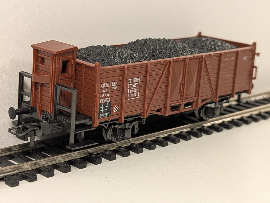 Roco 46278 H0 Open Freight Wagon with Coal Load – DB