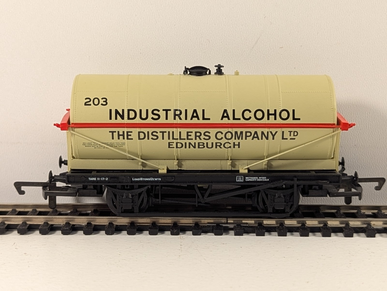 Hornby R6769 20 Ton Tanker “Industrial Alcohol” No.203