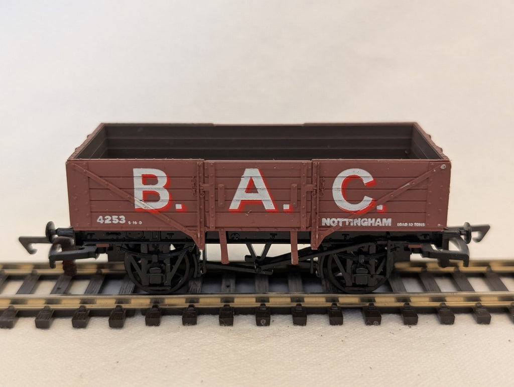 Mainline Railways OO Gauge 7 Plank Wagon 'B.A.C. Nottingham' Goods