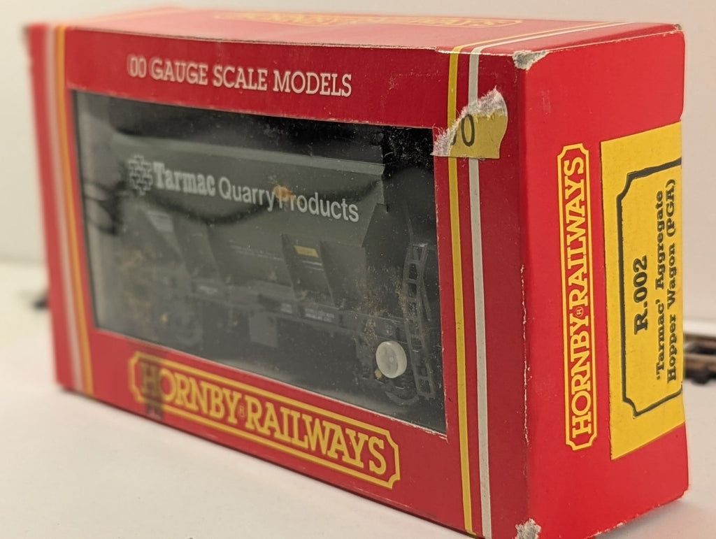 Hornby R002 PGA Tarmac Quarry Products Aggregate Hopper Wagon OO Gauge