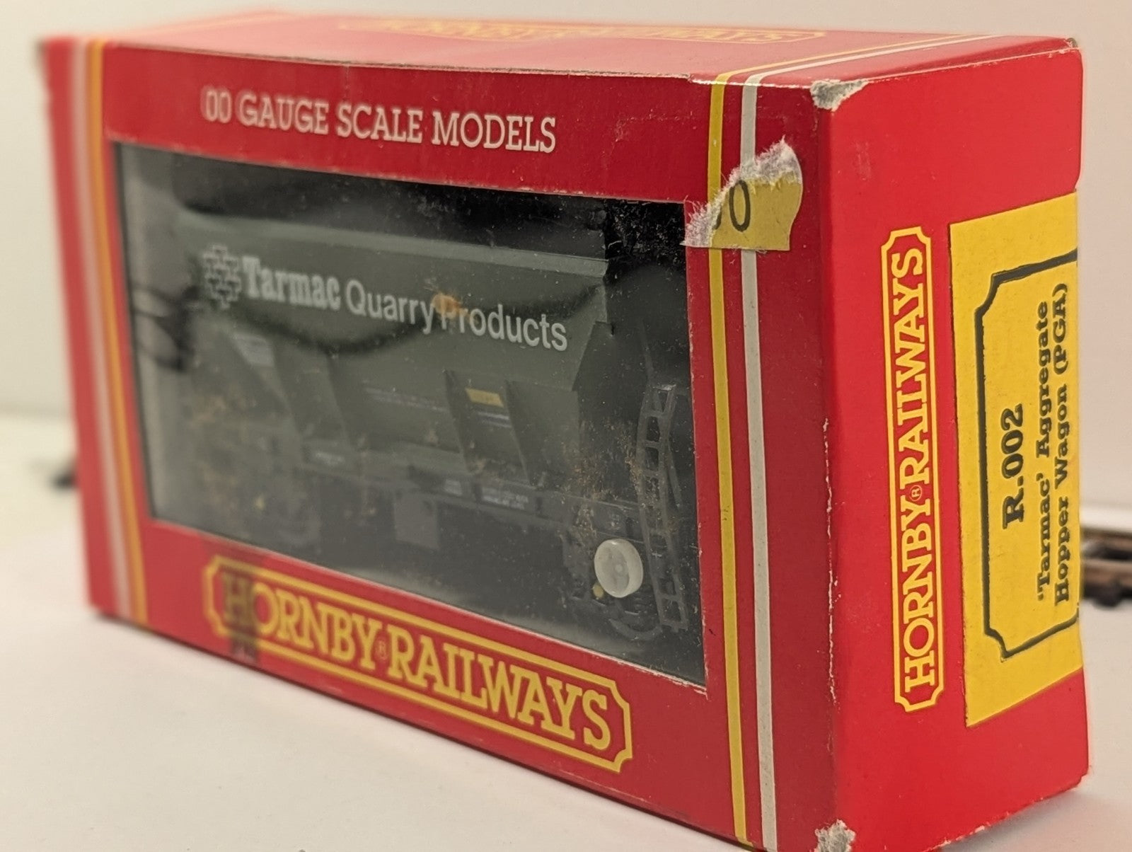 Hornby R002 PGA Tarmac Quarry Products Aggregate Hopper Wagon OO Gauge