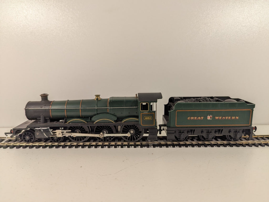 Tri-ang Hornby GWR Hall Class GWR Lined Green
