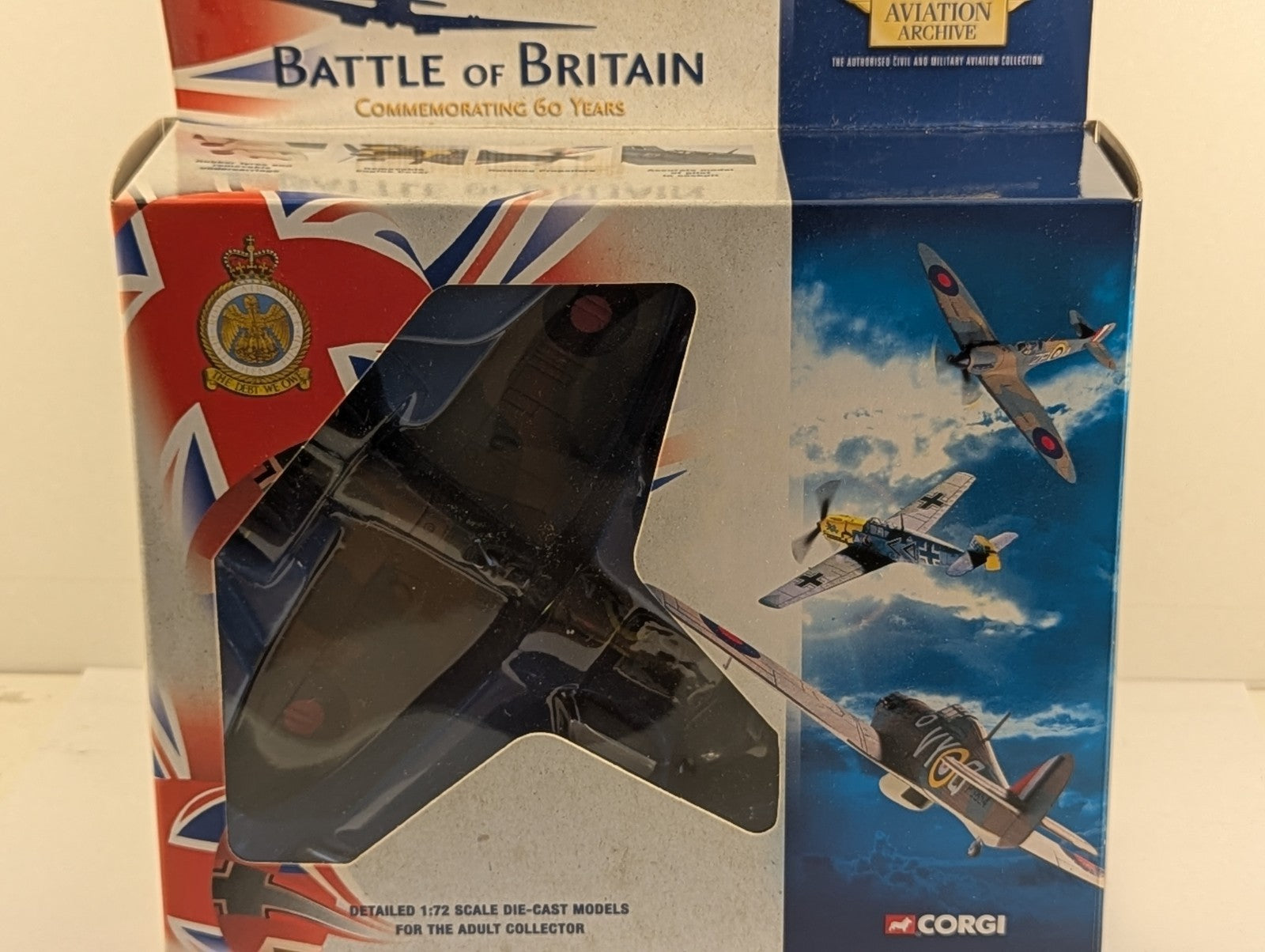 Corgi 49001 Aviation Archive 1:72 Spitfire MkI 74 Sqd RAF Adolf Malan