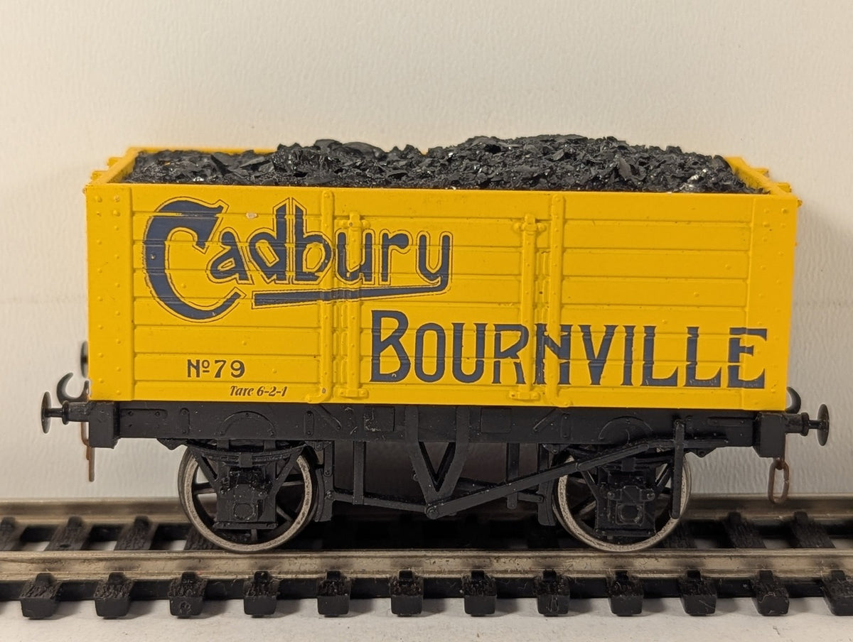 Dapol OO Gauge 7 Plank Open Wagon Goods Wagon 79 Cadbury Bournville Yellow