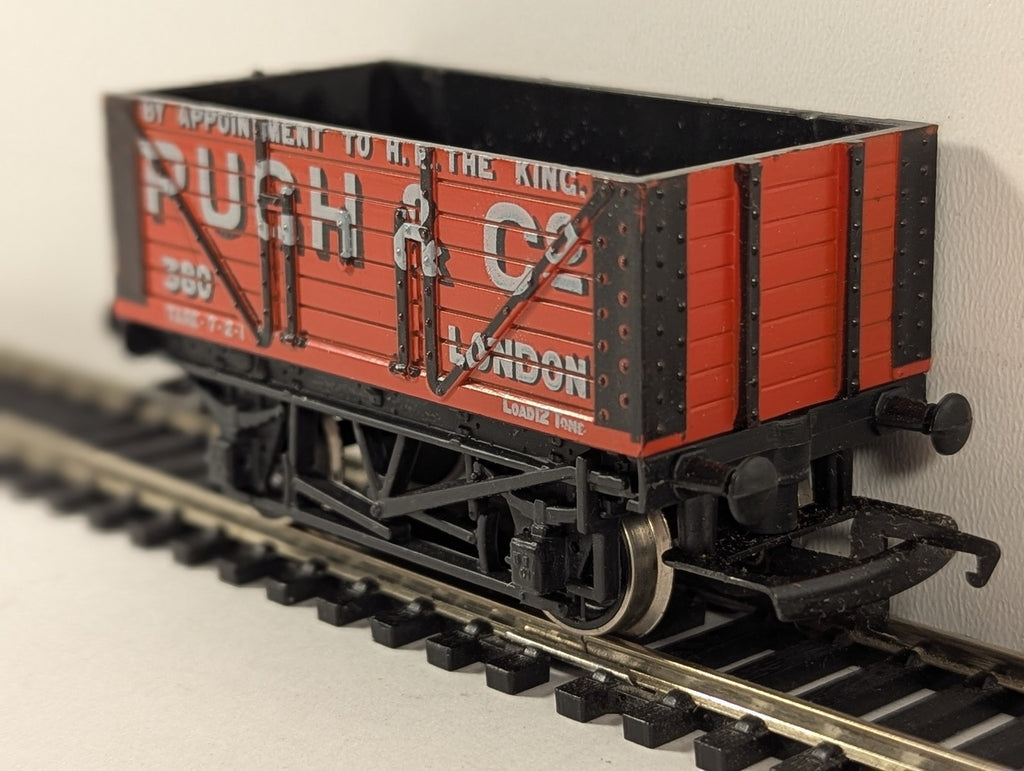 Hornby OO Gauge Pugh & Co Coal Wagon Goods Wagon 380 Pugh & Co Red R010