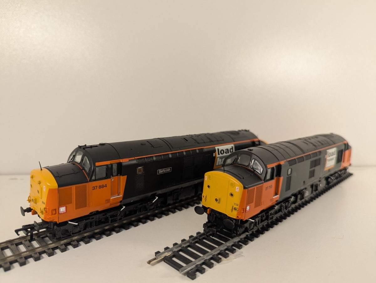 Bachmann 32-390Y OO Loadhaul Class 37 Twin Pack