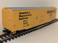 HO Gauge 50ft Box Car Milwaukee Road 56500 Milwaukee Road Yellow