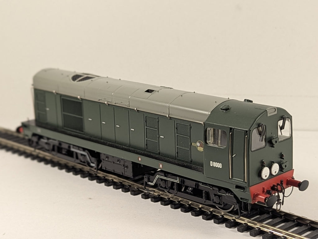 Bachmann OO Gauge Class 20 Diesel Locomotive D8000 BR Green