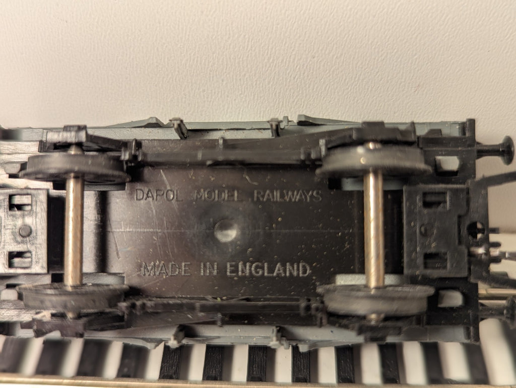 Dapol OO Gauge LMS Grey Open Plank Wagon