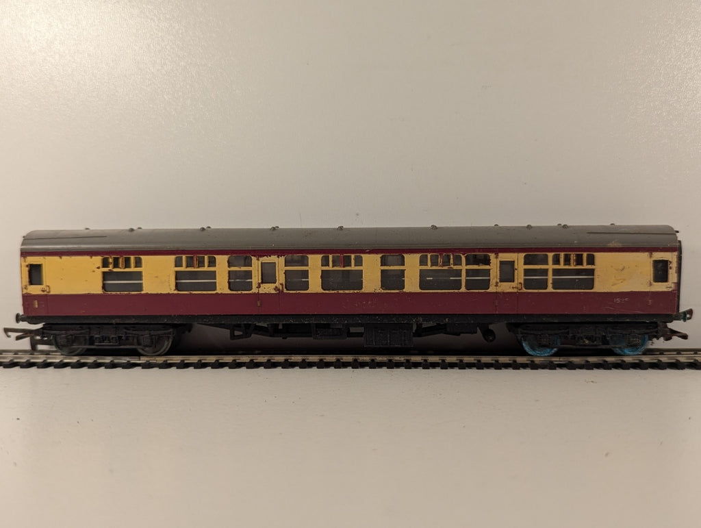 Tri-ang OO Gauge BR Composite Coach Passenger Coach 15865 BR Crimson