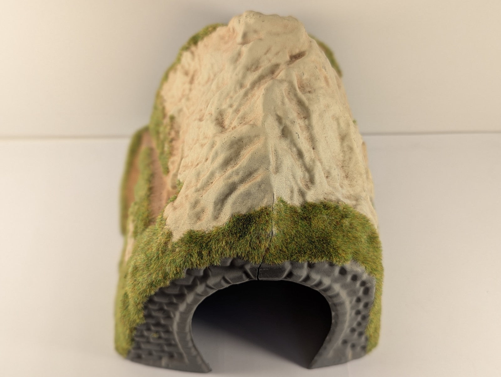 Noch HO Gauge Landscape Construction Single Track Mountain Tunnel