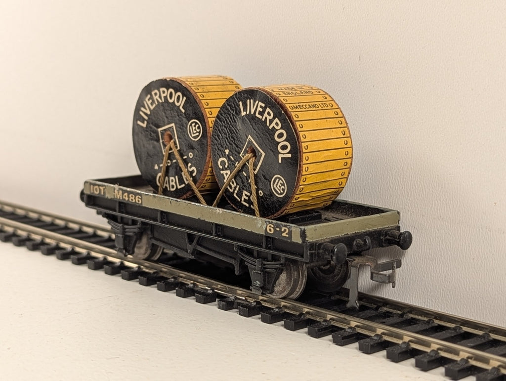 Hornby Dublo 32086 OO Gauge Grey D1 Low-Sided Wagon with Cable Drums - Boxed