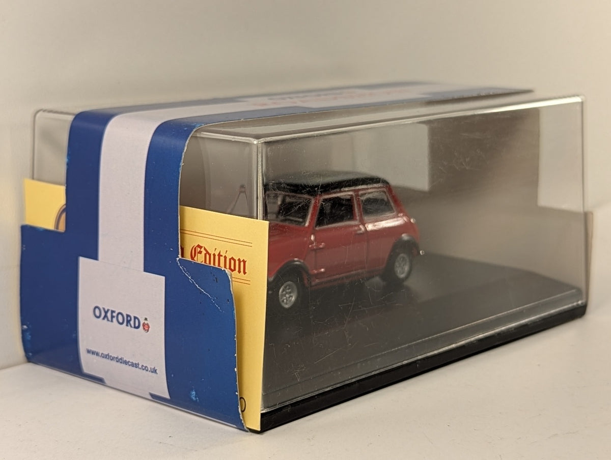 Oxford Diecast 1:76 Austin Mini Die-cast Model Car RBH 617D Red with Black Roof