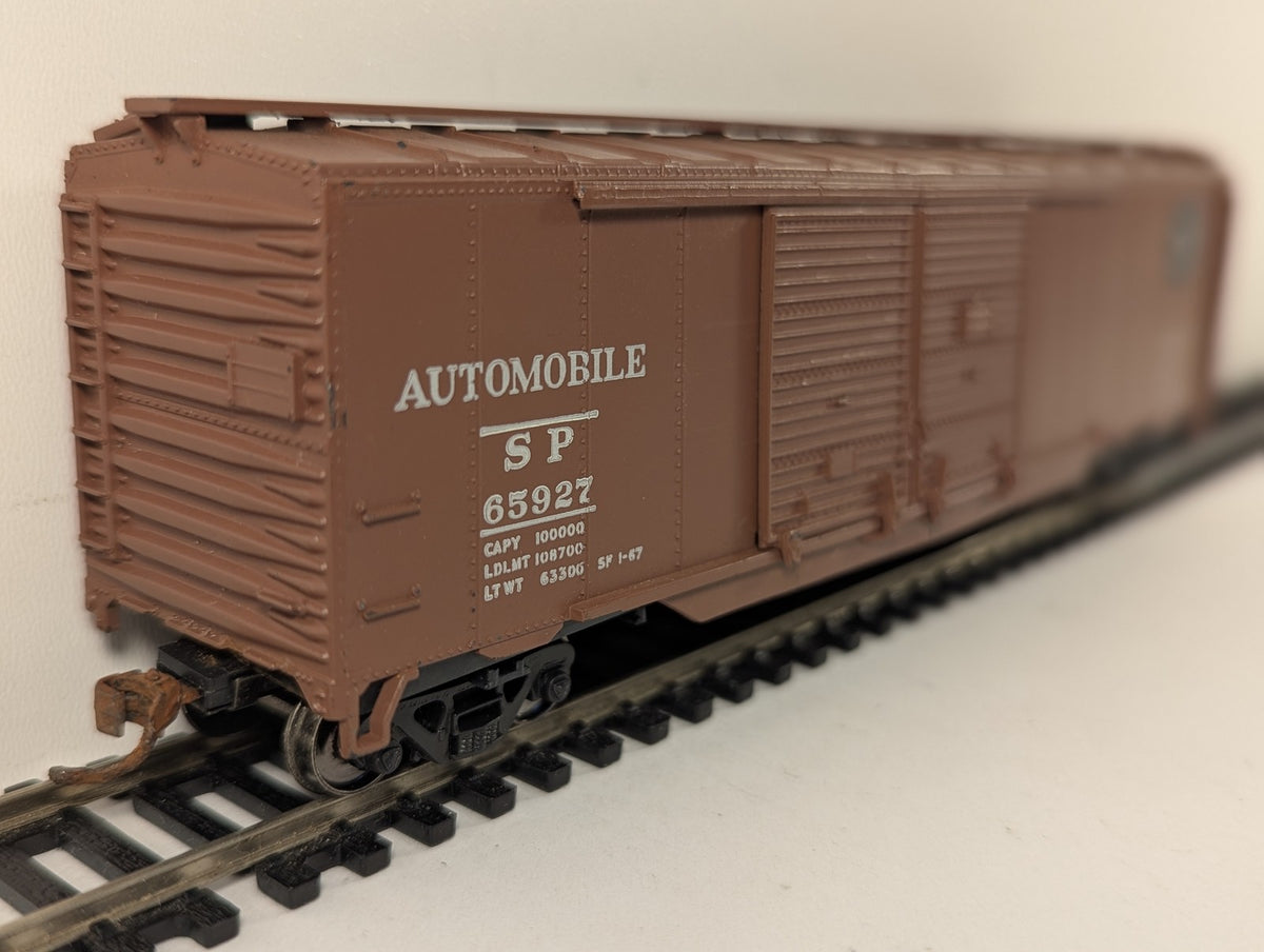 Accurail HO Scale 50ft Automobile Boxcar Goods Wagon 65927