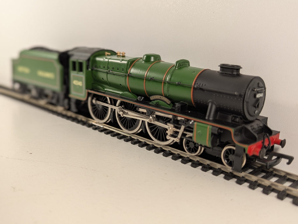Mainline 37075 OO Gauge Rebuilt Patriot 45540 Sir Robert Turnbull BR Green