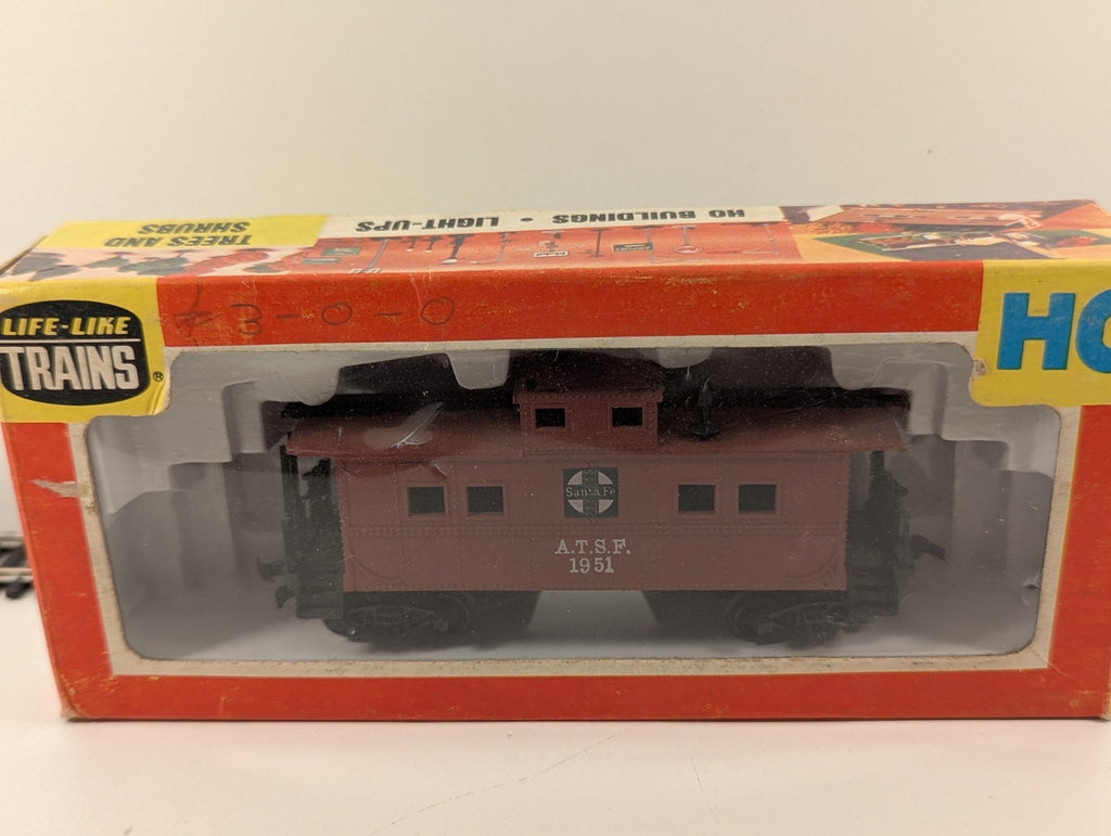 Life-Like HO Santa Fe Caboose ATSF 1951