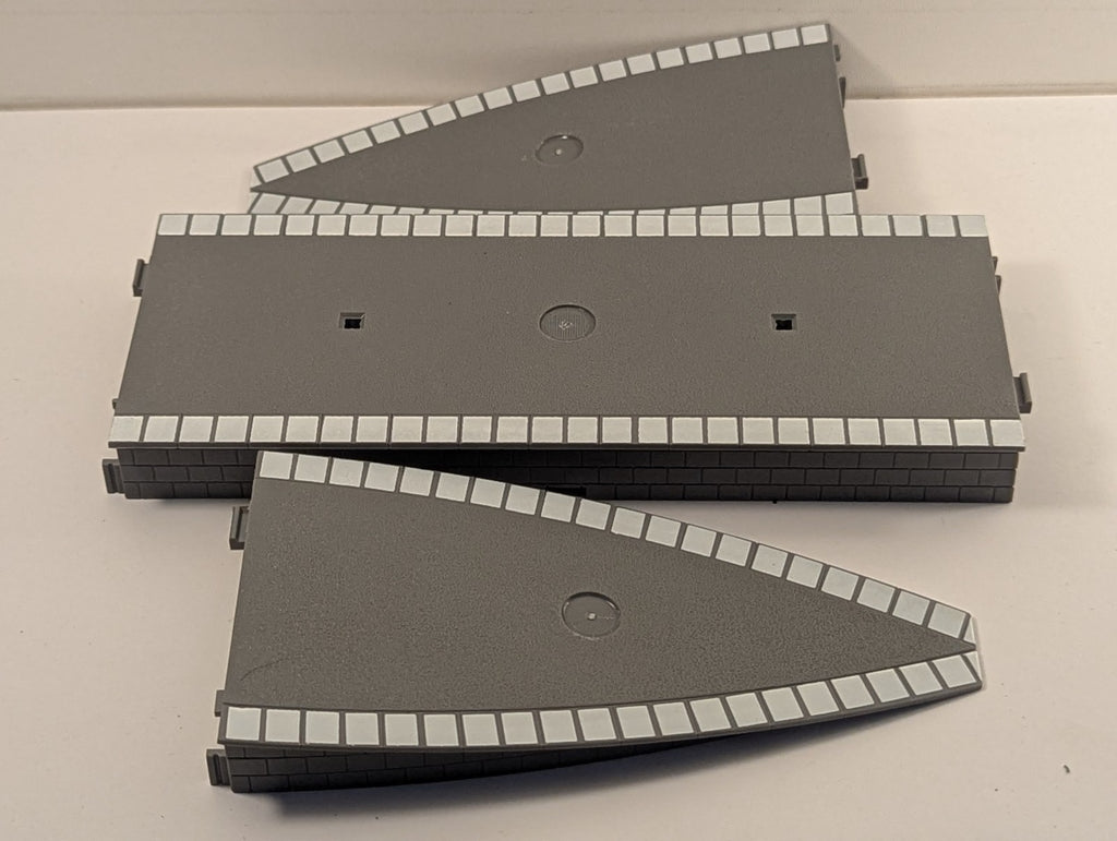 Hornby OO Gauge Station Platform Sections 1 Straight 2 Ramps