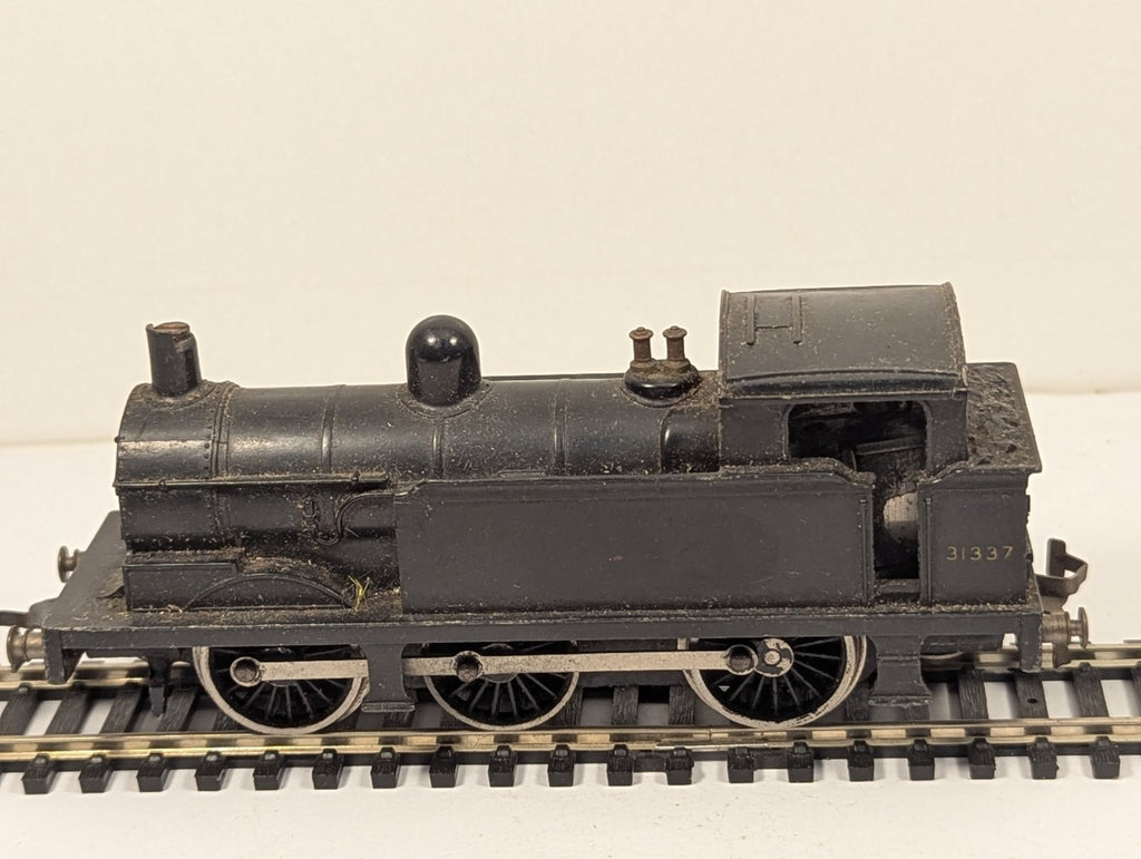 Hornby Dublo 2206 OO Gauge BR R1 0-6-0T Tank Loco 31337
