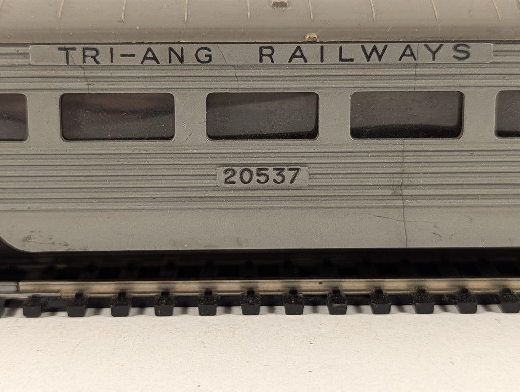Tri-ang OO Gauge Transcontinental Vista Dome Observation Car Passenger Coach