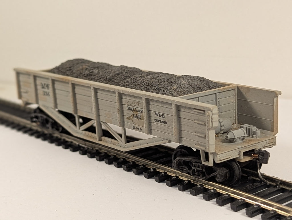 Tru-Scale HO Scale NW 134 Ballast Car with Load Ready-Bilt Equipment