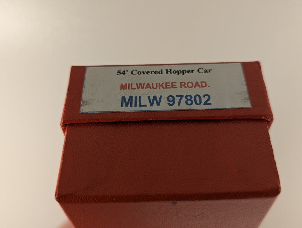 HO Gauge 54' Covered Hopper Car MILW 97802 Milwaukee Road