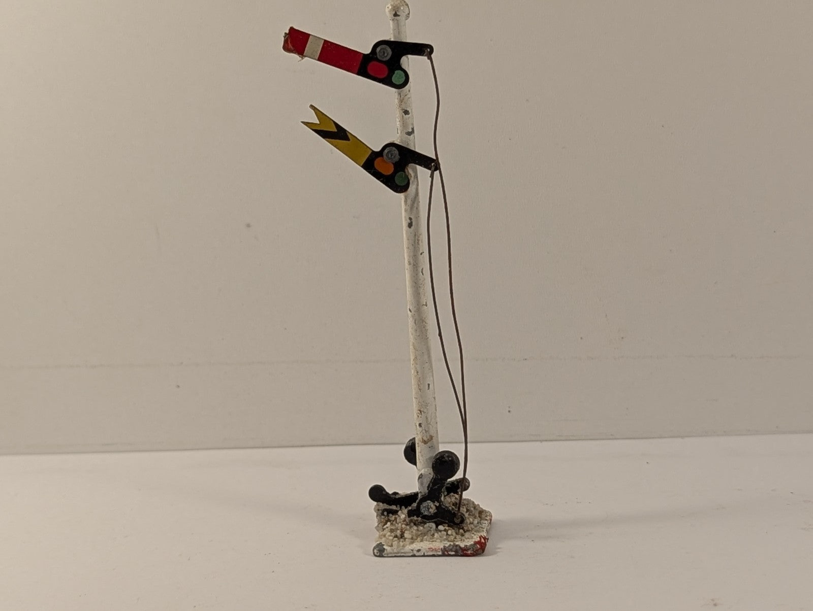 Crescent OO Gauge Double Arm Railway Signal