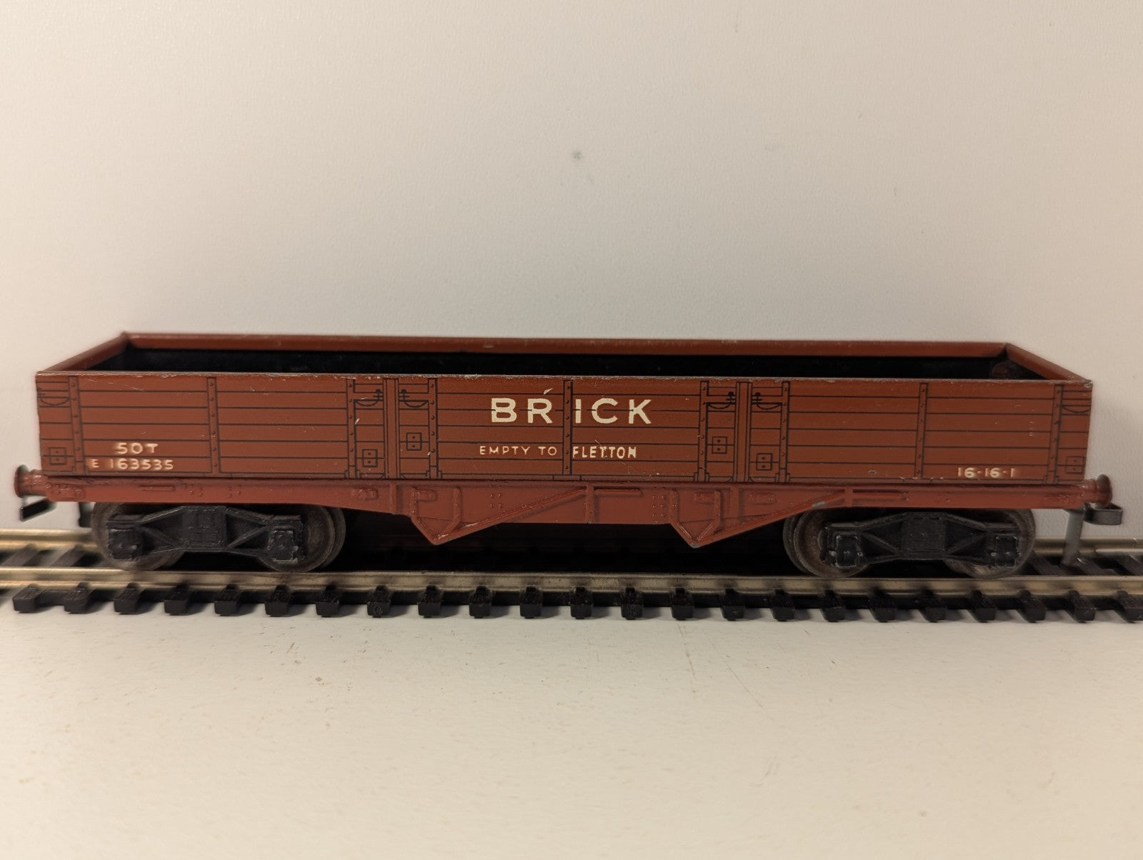 Hornby Dublo E163535 Bogie Brick Wagon OO Gauge