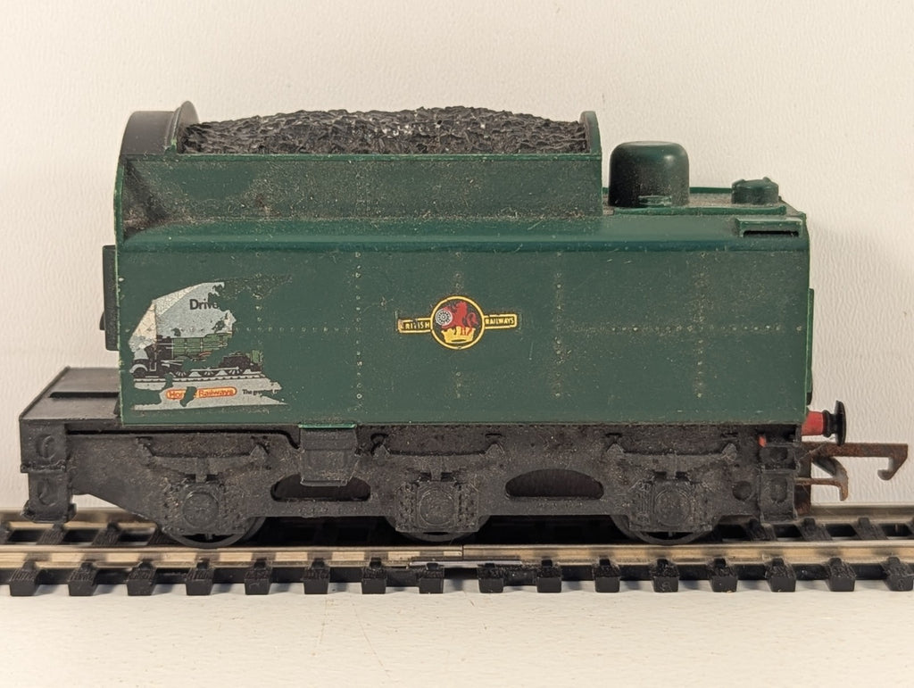 Hornby Tri-ang OO Gauge Britannia Tender BR Green - Spares/Repairs